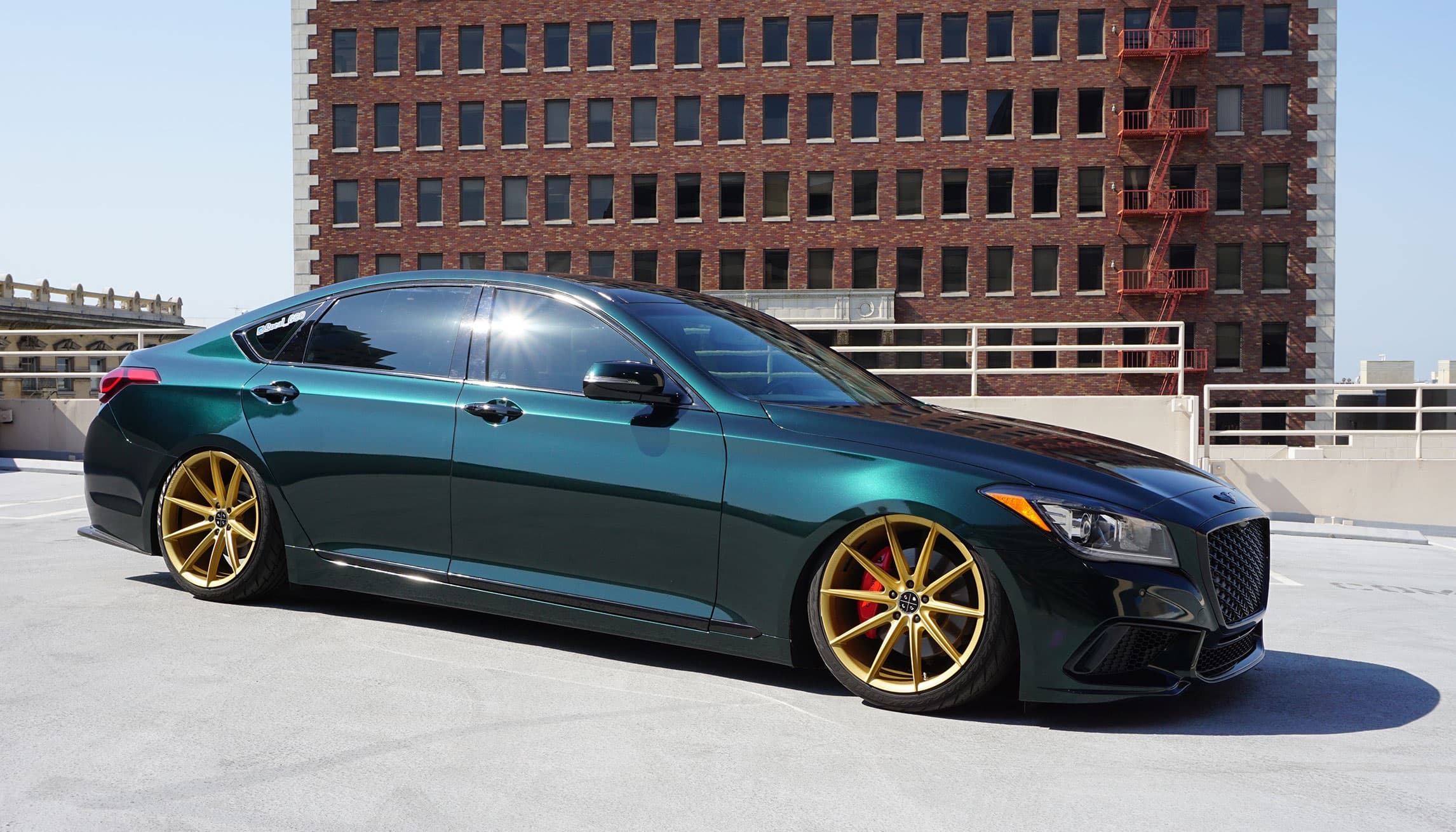 Green/Black Iridescent Gloss Gloss Iridescent wrap by KPMF, photograph 2 of 3