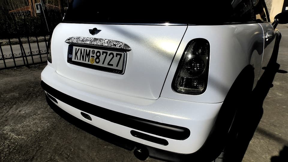 Gold/White Starlight Gloss Gloss Starlight wrap by KPMF, photograph 3 of 8
