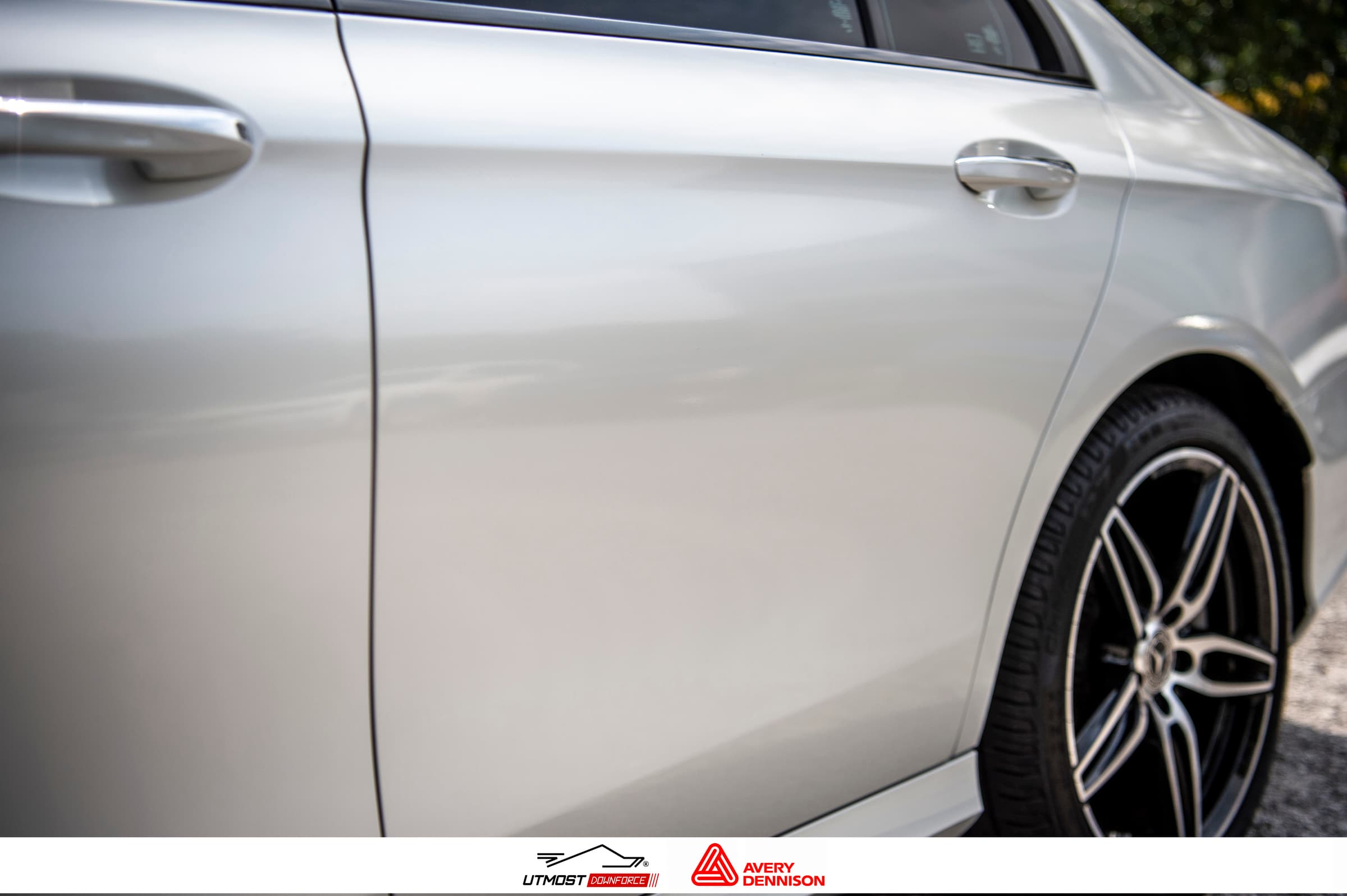 Gloss White Pearl Gloss wrap by Avery Dennison, photograph 17 of 19