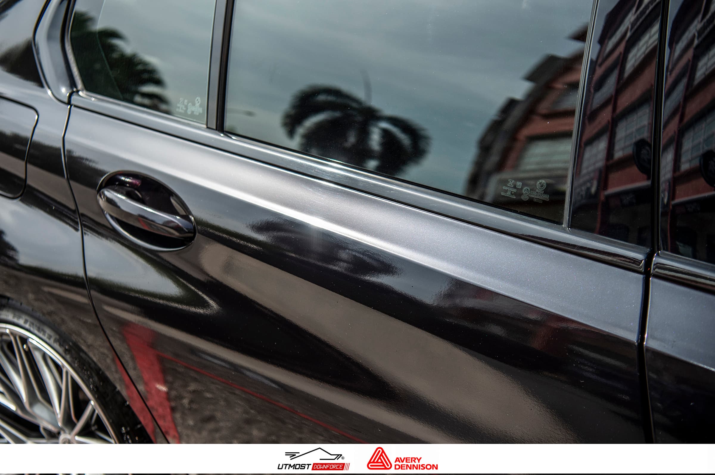 Gloss Metallic Mystery Black Gloss Metallic wrap by Avery Dennison, photograph 11 of 11