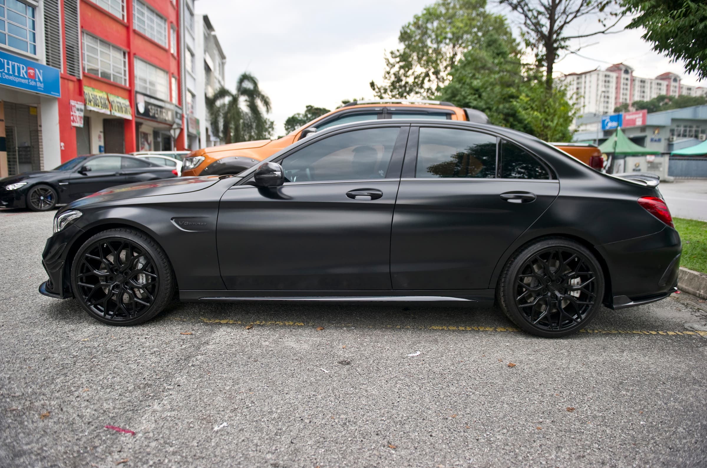 Satin Black Satin wrap by Avery Dennison, photograph 14 of 42