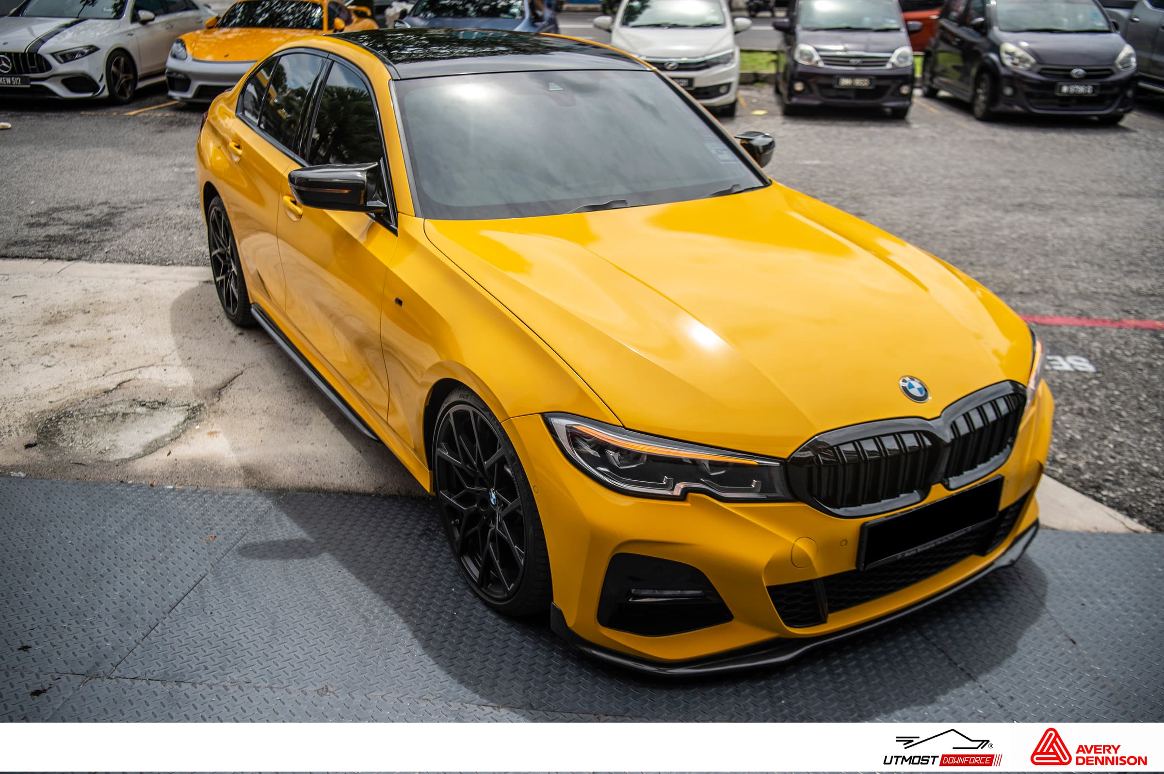Gloss Dark Yellow Gloss wrap by Avery Dennison, photograph 7 of 17