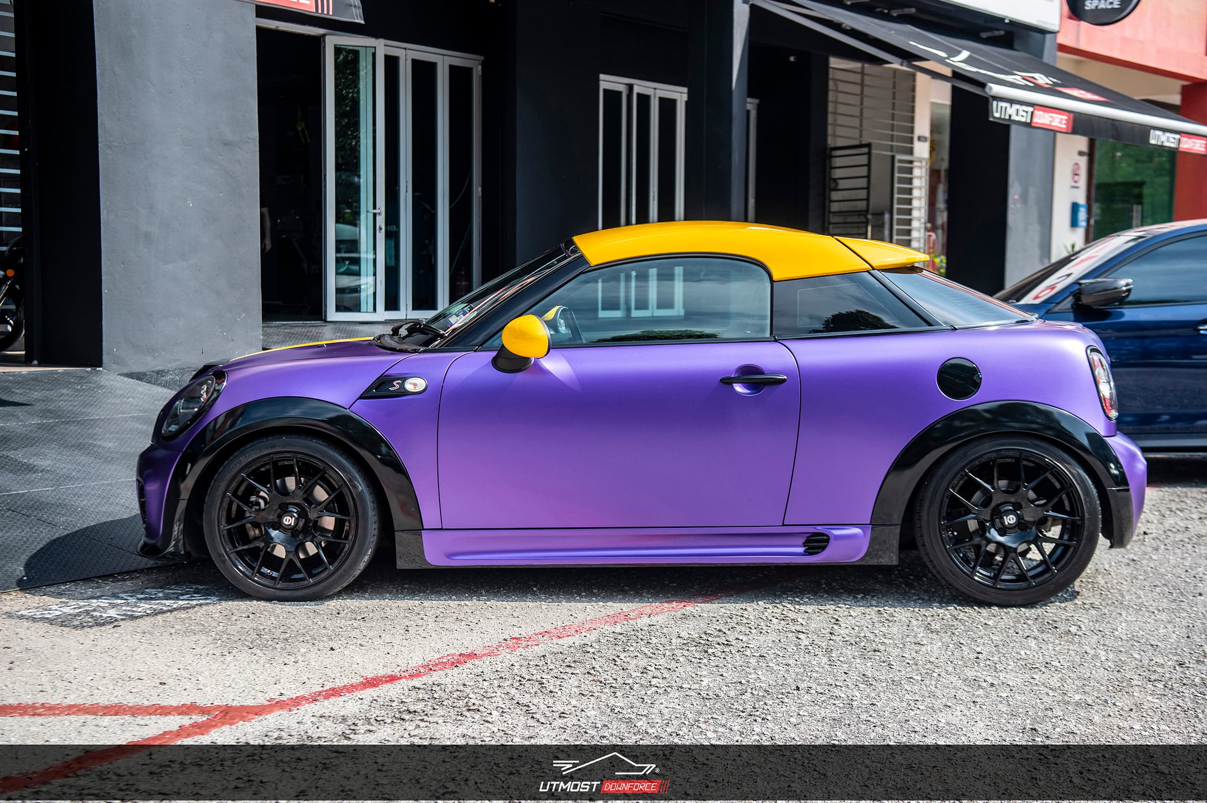Satin Metallic Purple Satin Metallic wrap by Avery Dennison, photograph 4 of 24