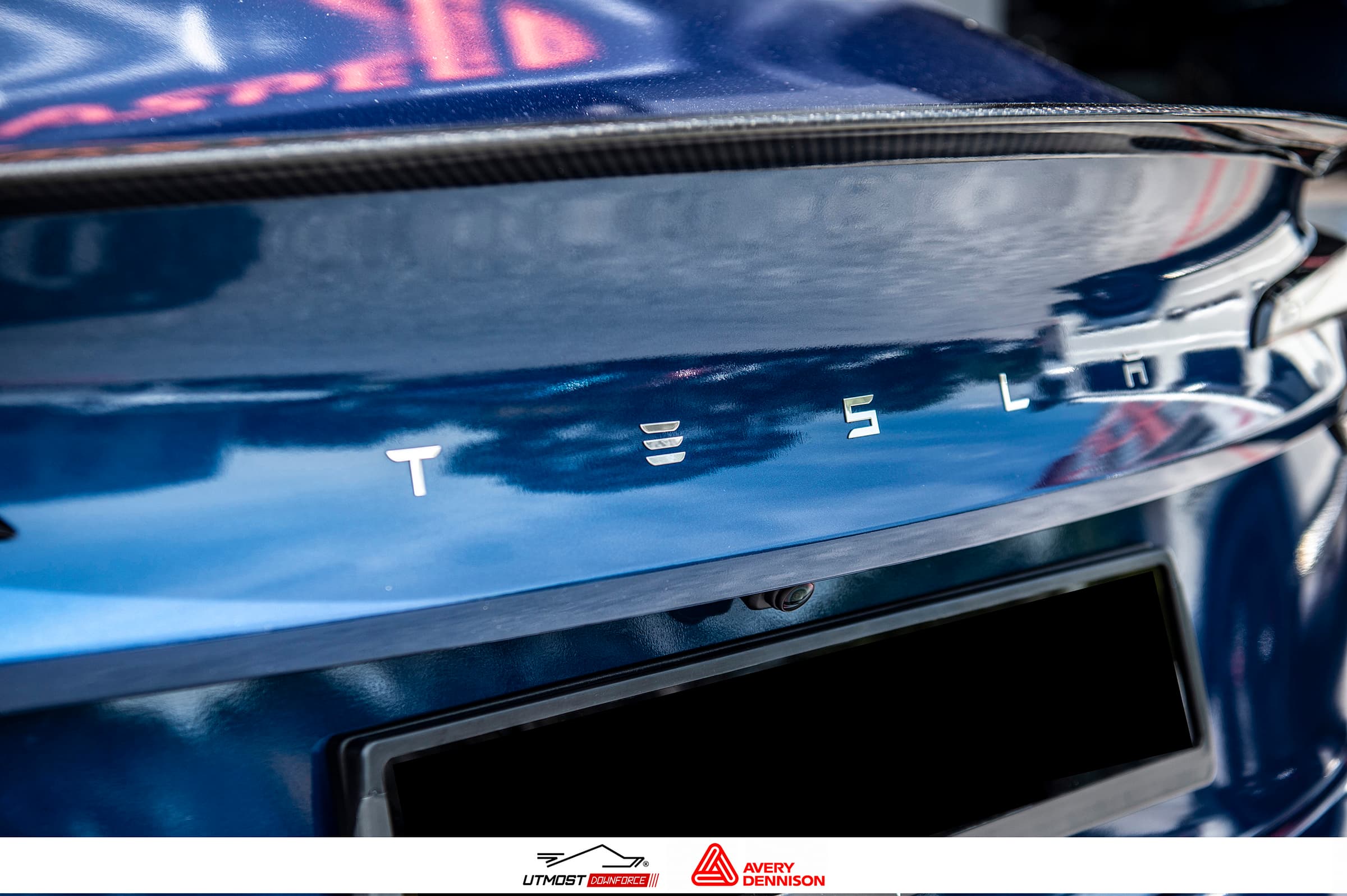 Gloss Metallic Dark Blue Gloss Metallic wrap by Avery Dennison, photograph 11 of 14