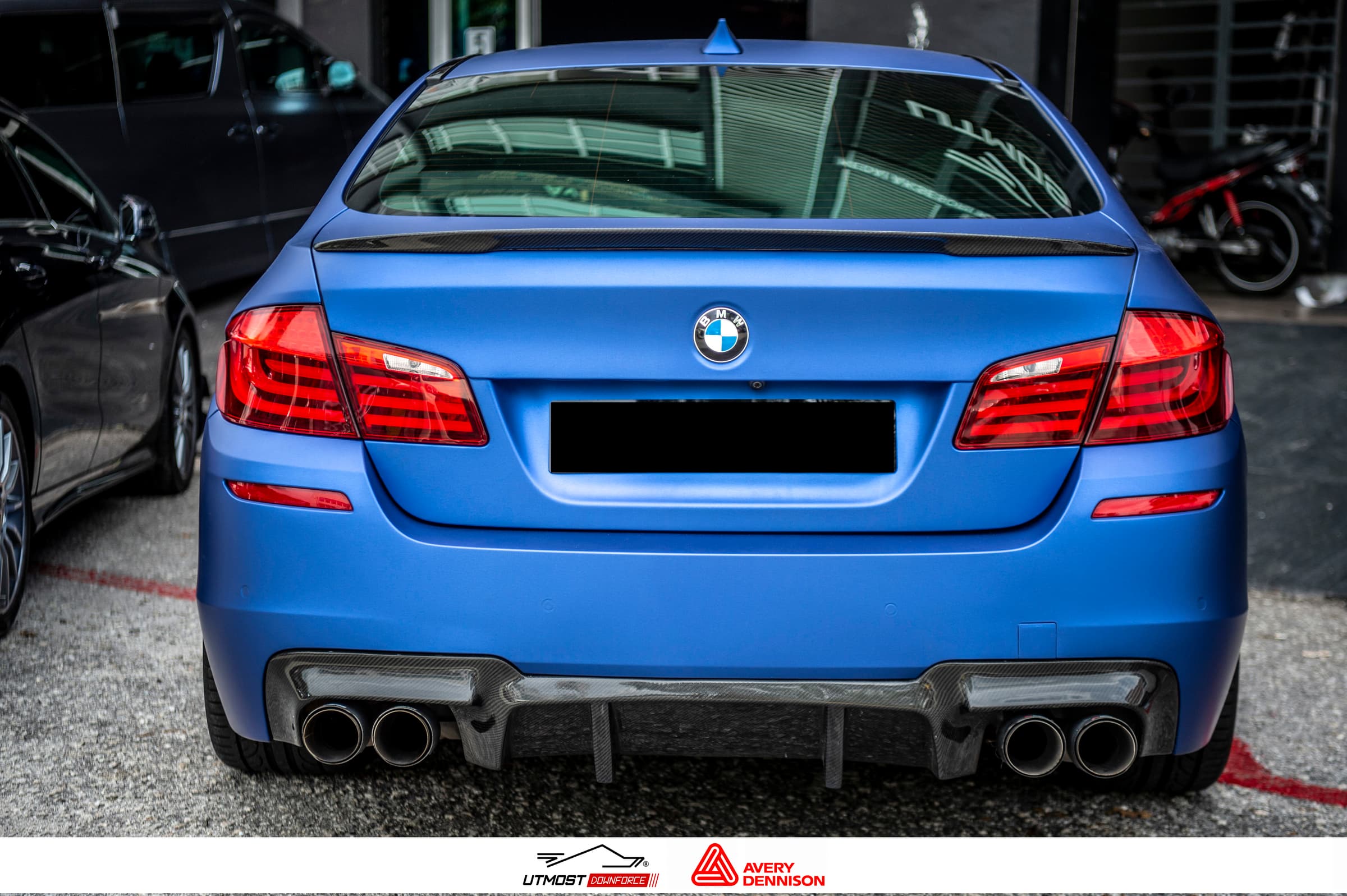 Matte Metallic Brilliant Blue Matte Metallic wrap by Avery Dennison, photograph 8 of 11