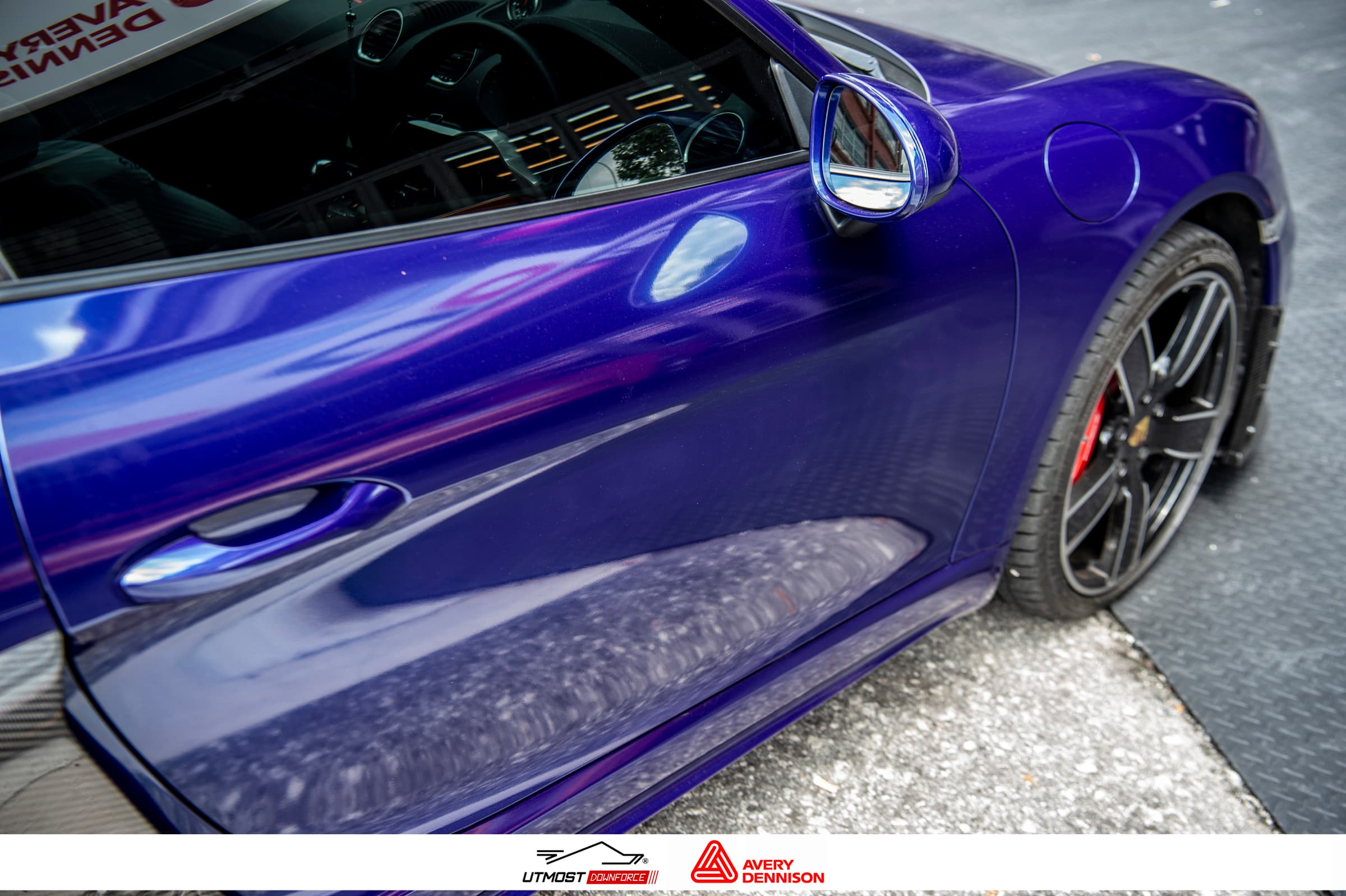 Gloss Magnetic Burst Gloss Metallic wrap by Avery Dennison, photograph 14 of 19