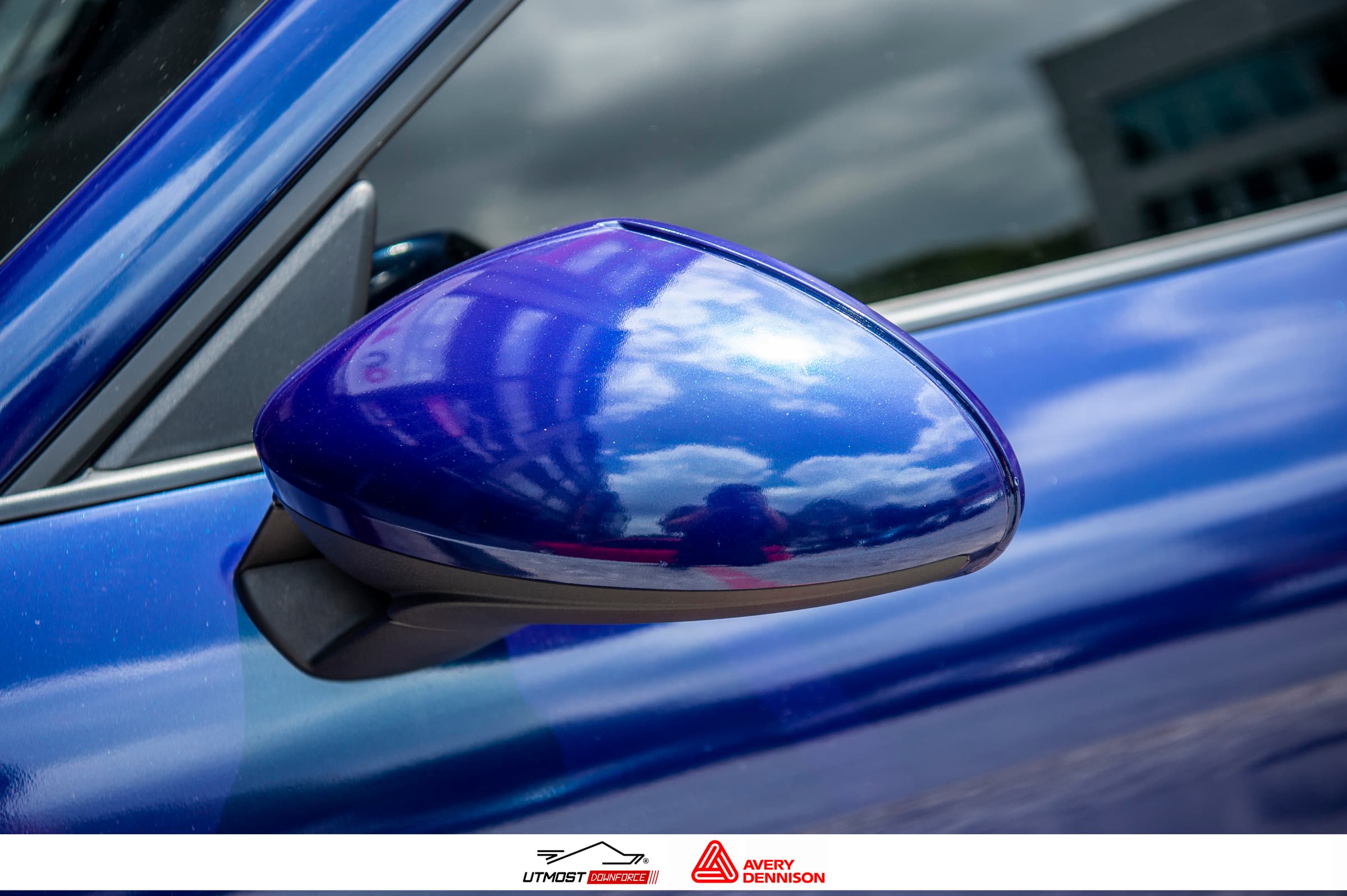 Gloss Magnetic Burst Gloss Metallic wrap by Avery Dennison, photograph 9 of 19