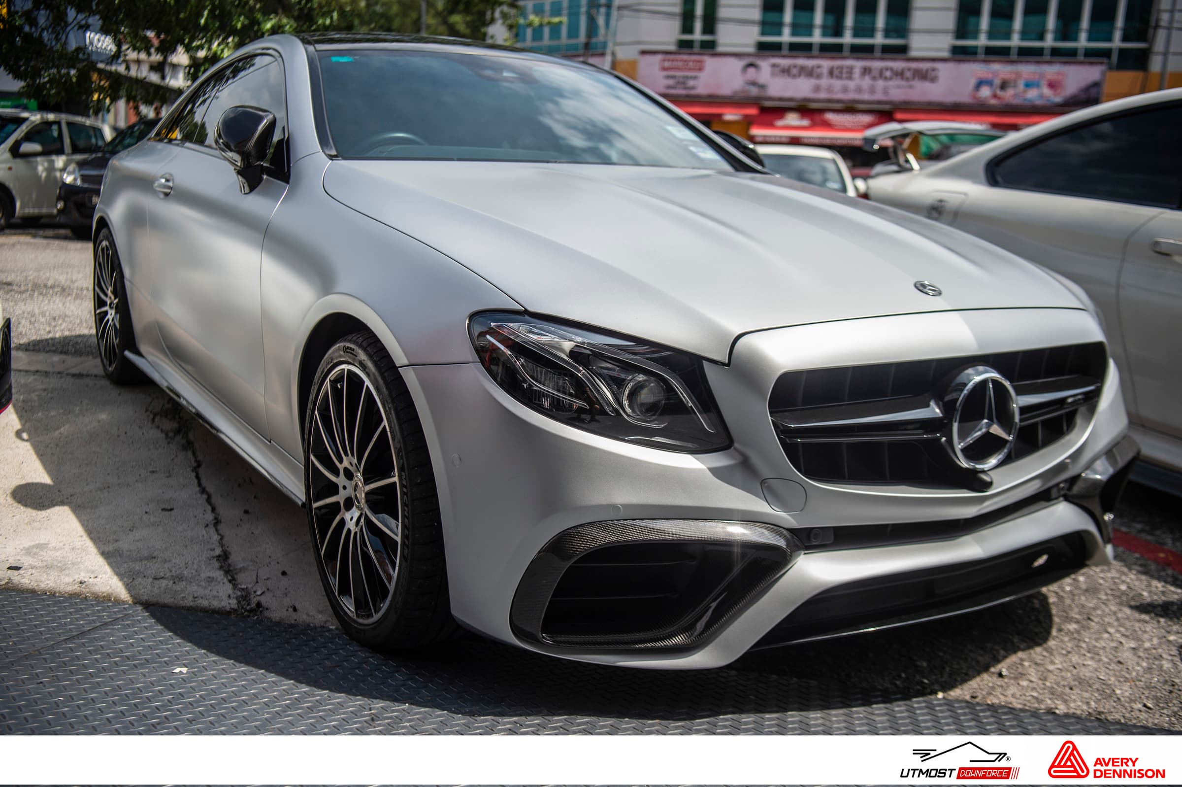 Satin Metallic Silver Satin Metallic wrap by Avery Dennison, photograph 15 of 22