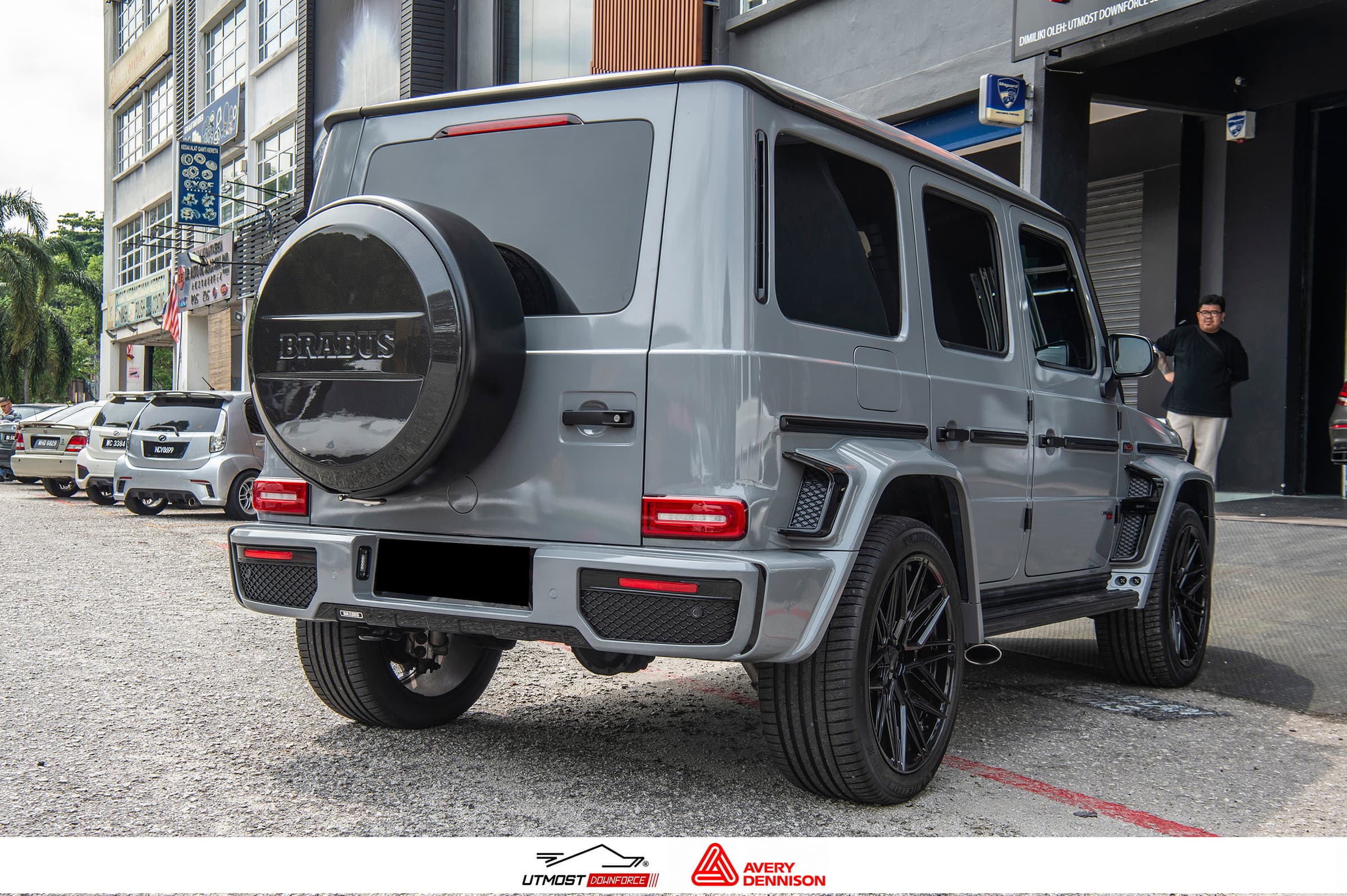 Gloss Rock Grey Gloss wrap by Avery Dennison, photograph 19 of 23