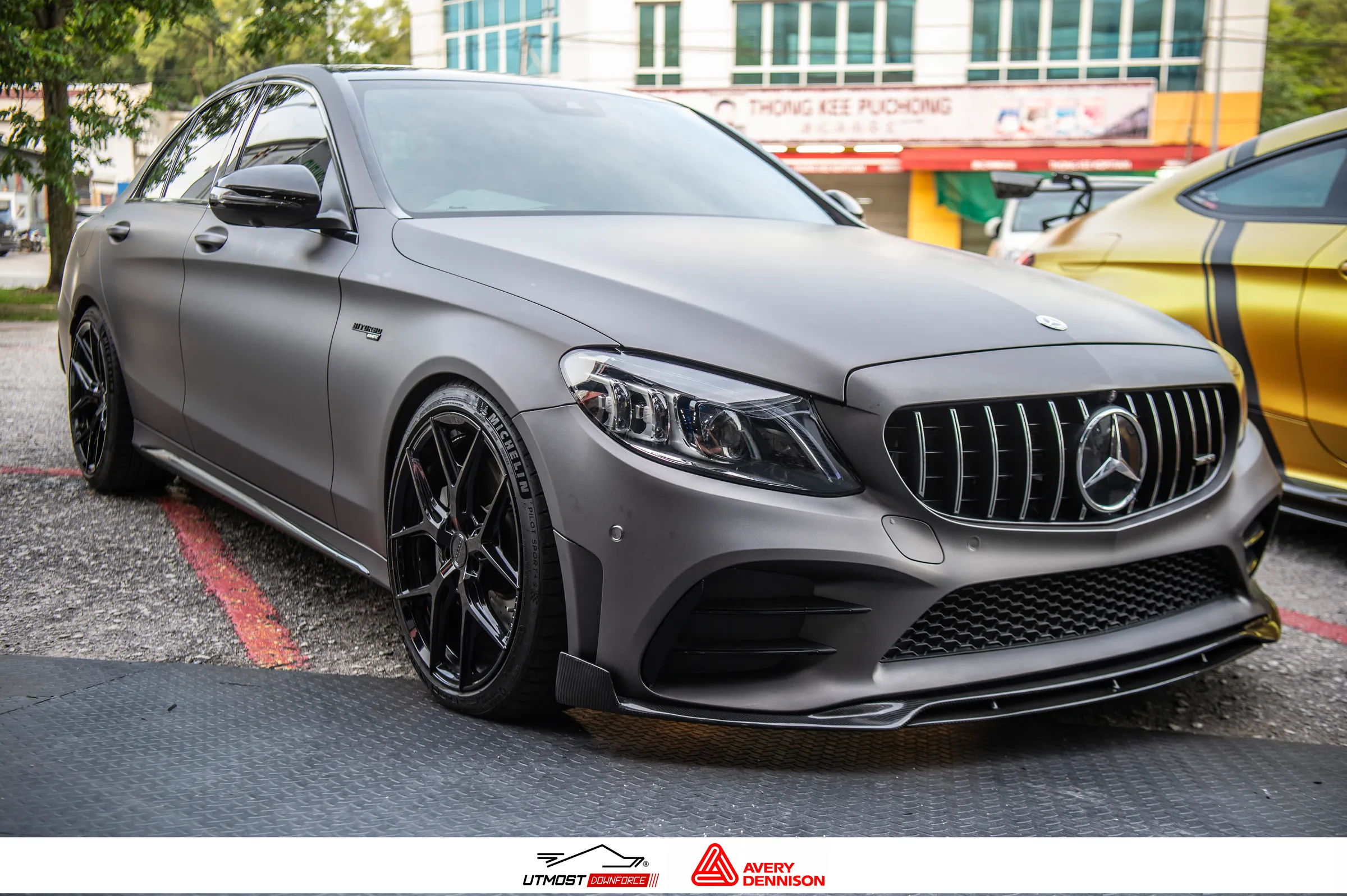 Matte Metallic Charcoal Matte Metallic wrap by Avery Dennison, photograph 1 of 13