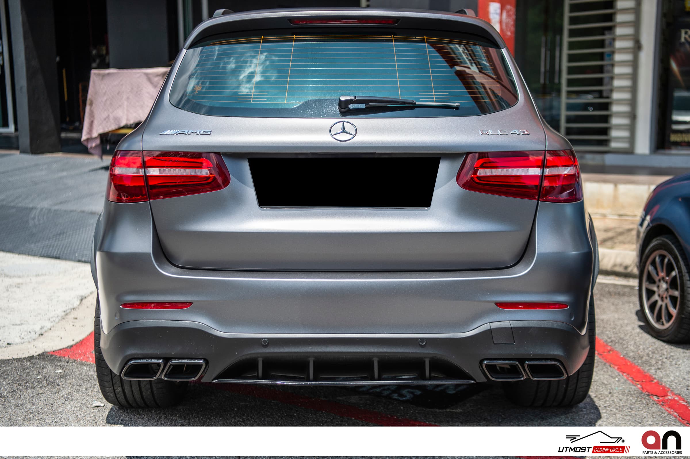 Satin Dark Grey Satin Metallic wrap by Avery Dennison, photograph 22 of 32