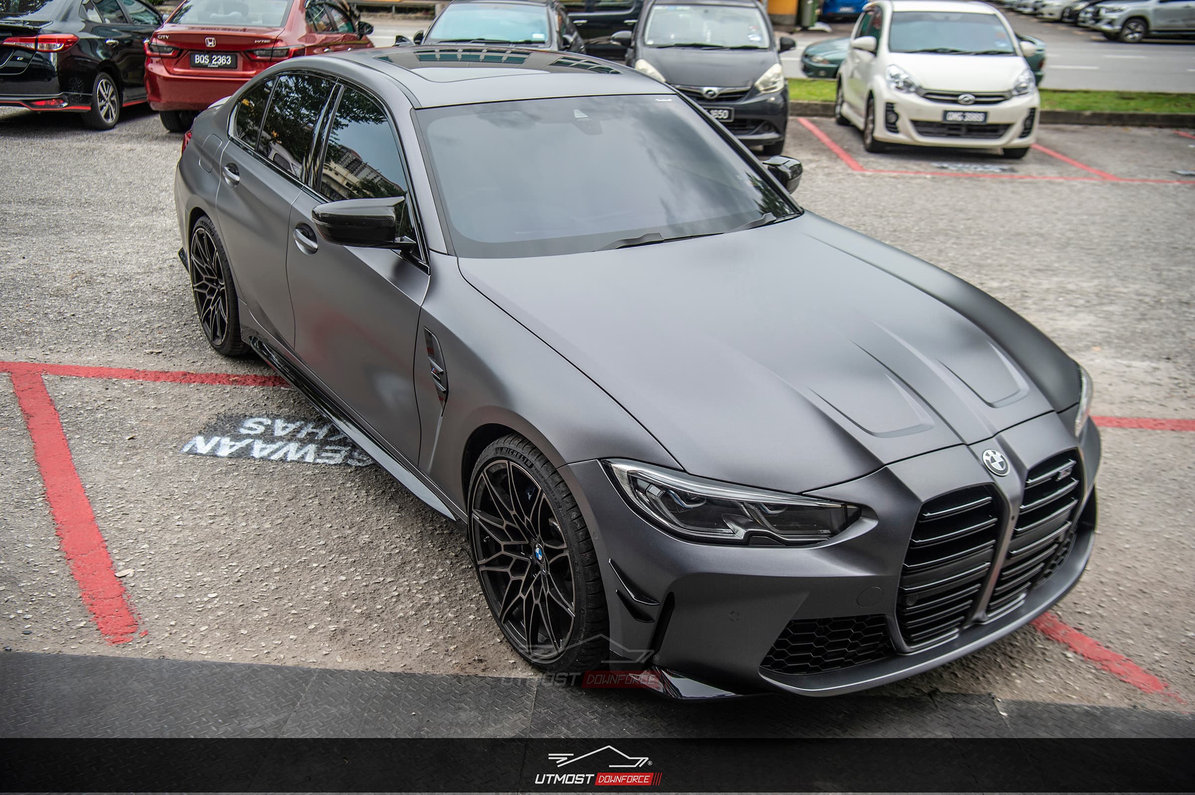 Satin Dark Grey Satin Metallic wrap by Avery Dennison, photograph 9 of 32