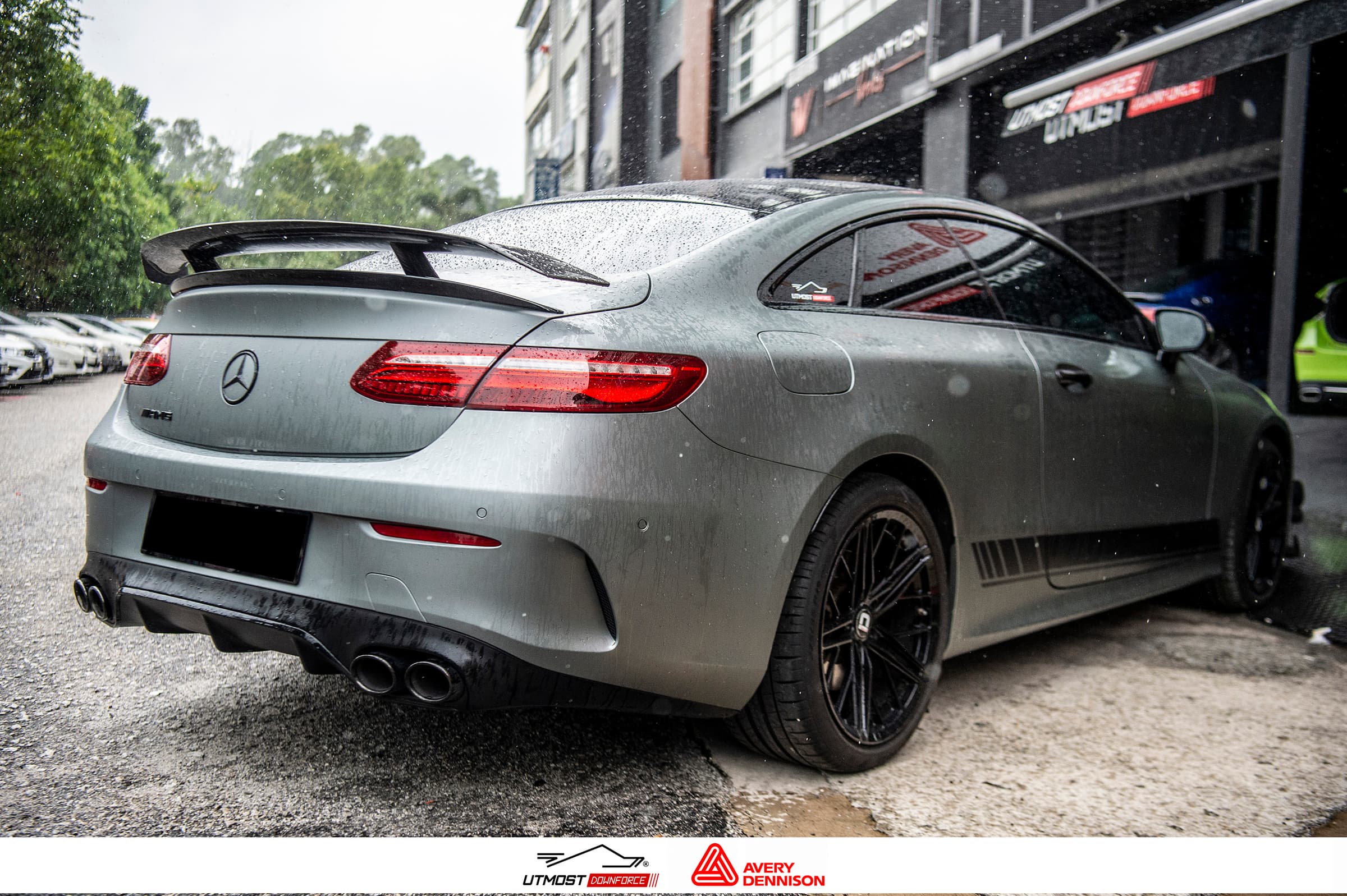 Matte Metallic Anthracite Matte Metallic wrap by Avery Dennison, photograph 4 of 11