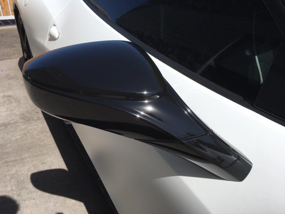 Matte Crystalline White Metallic wrap example